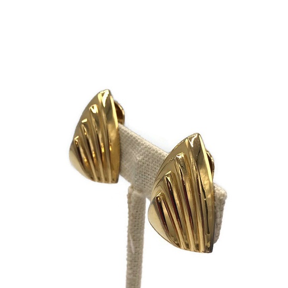 Vintage Christian Dior Triangle Gold Clip Earrings - Picture 2 of 9